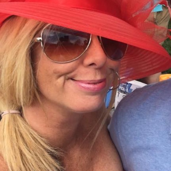 Meet your Posher, Dana - Picture 6 of 8